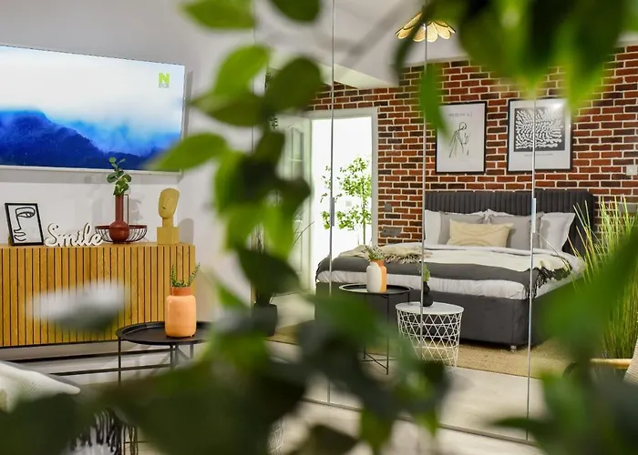 Reflexions - Wonderful 1 Bedroom In The Cente Bucharest
