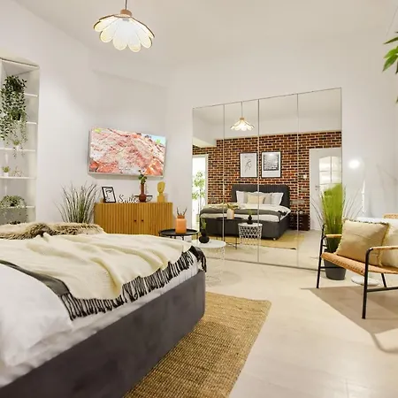 Reflexions - Wonderful 1 Bedroom In The Cente * Βουκουρέστι