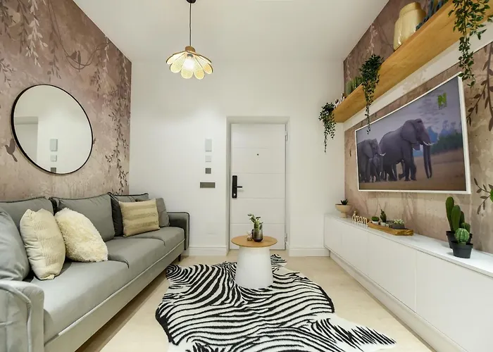 Reflexions - Wonderful 1 Bedroom In The Cente Apartman