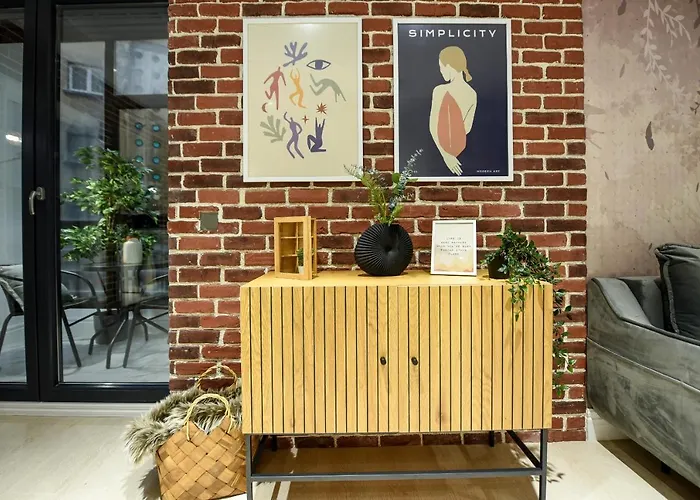 Reflexions - Wonderful 1 Bedroom In The Cente Lägenhet